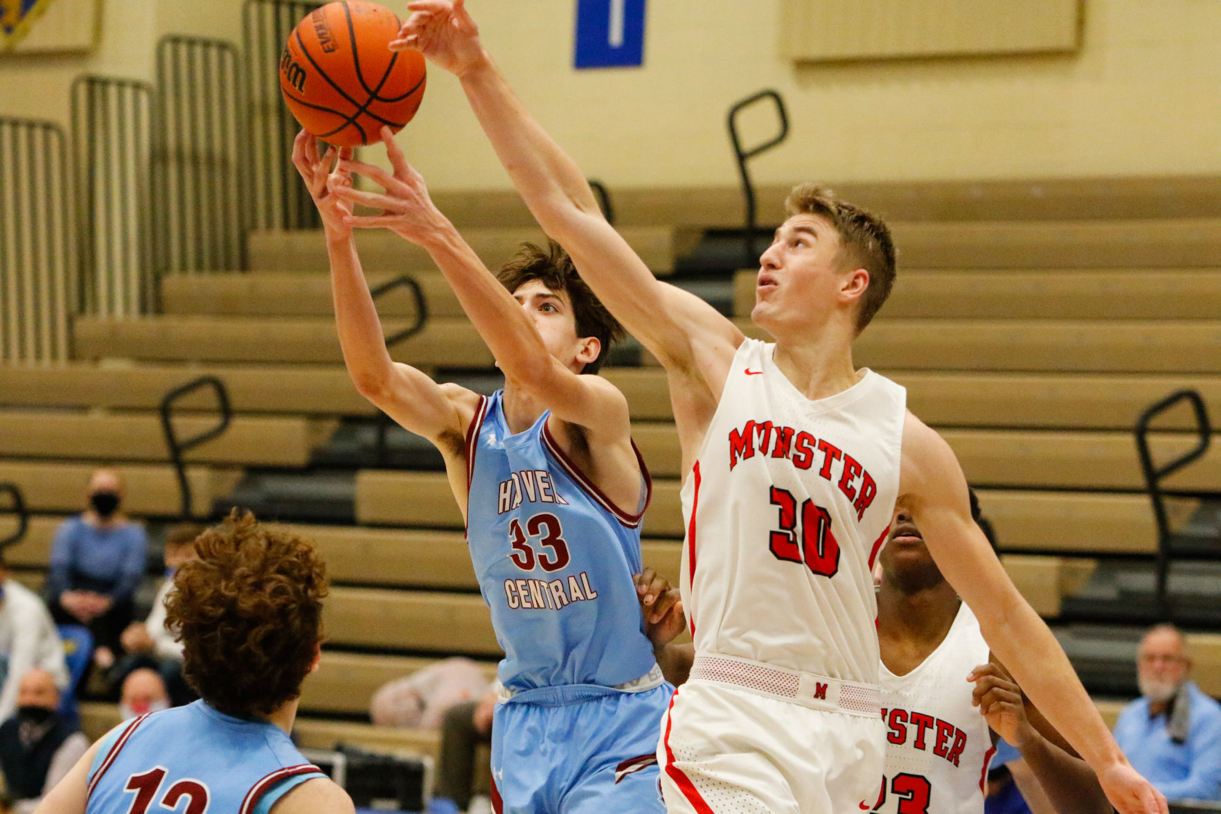 Highland Holiday Hoopfest Championship - Munster vs. Hanover Central